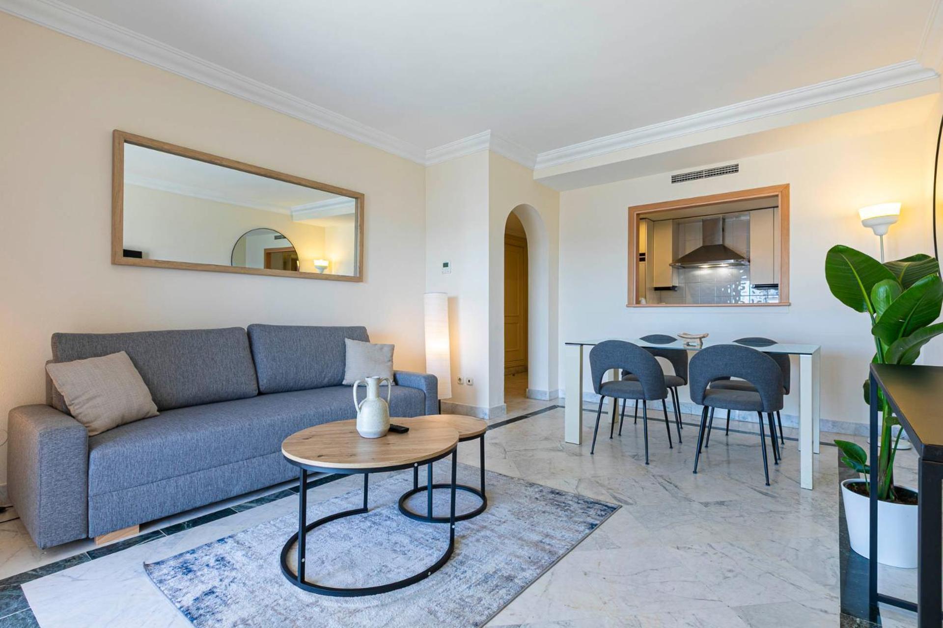 Puerto Banus, Marina Banus, 2Br, 2Bth, Seaviews And Parking Apartment Marbella Bagian luar foto